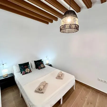 Gatu Premium Flamenca , Preferente Mayores De 25 Anos Y Familias Apartment