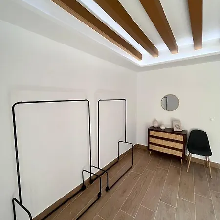 Gatu Premium Flamenca , Preferente Mayores De 25 Anos Y Familias *