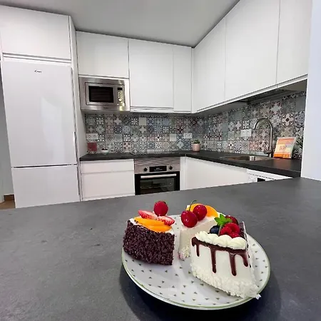 Gatu Premium Flamenca , Preferente Mayores De 25 Anos Y Familias