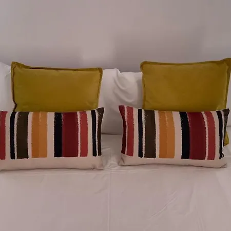 Gatu Premium Flamenca , Preferente Mayores De 25 Anos Y Familias 加的斯