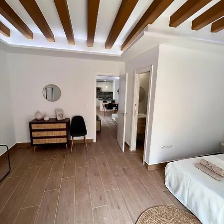 Gatu Premium Flamenca , Preferente Mayores De 25 Anos Y Familias * 加的斯