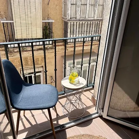 Gatu Premium Flamenca , Preferente Mayores De 25 Anos Y Familias