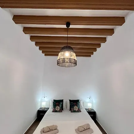 Gatu Premium Flamenca , Preferente Mayores De 25 Anos Y Familias * 加的斯