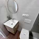 Gatu Premium Flamenca , Preferente Mayores De 25 Anos Y Familias * Cadiz