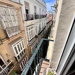 Gatu Premium Flamenca , Preferente Mayores De 25 Años Y Familias *