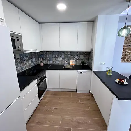 Gatu Premium Flamenca , Preferente Mayores De 25 Anos Y Familias Apartman *