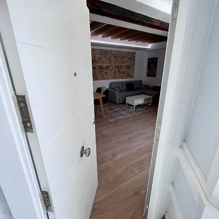 Apartman Gatu Premium Flamenca , Preferente Mayores De 25 Anos Y Familias *