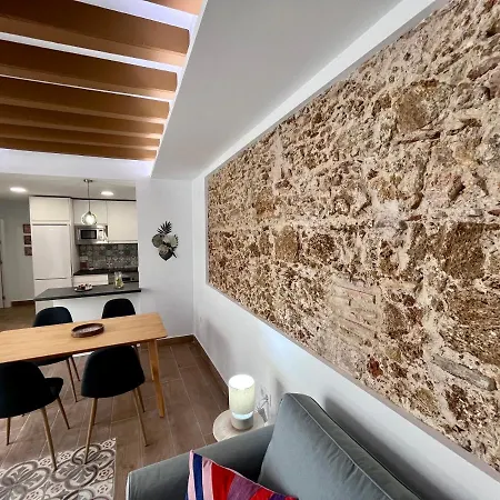 Gatu Premium Flamenca , Preferente Mayores De 25 Anos Y Familias Apartman Cádiz