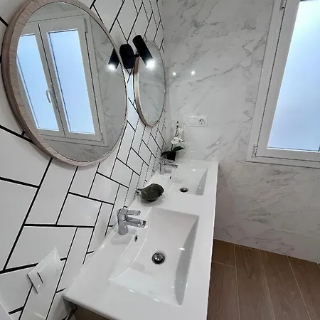 Gatu Premium Flamenca , Preferente Mayores De 25 Anos Y Familias Apartman *