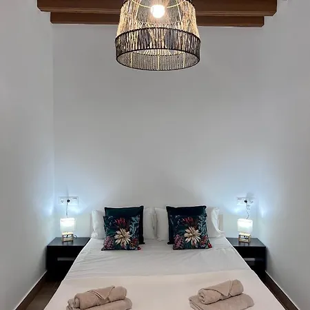 Gatu Premium Flamenca , Preferente Mayores De 25 Anos Y Familias * Cádiz