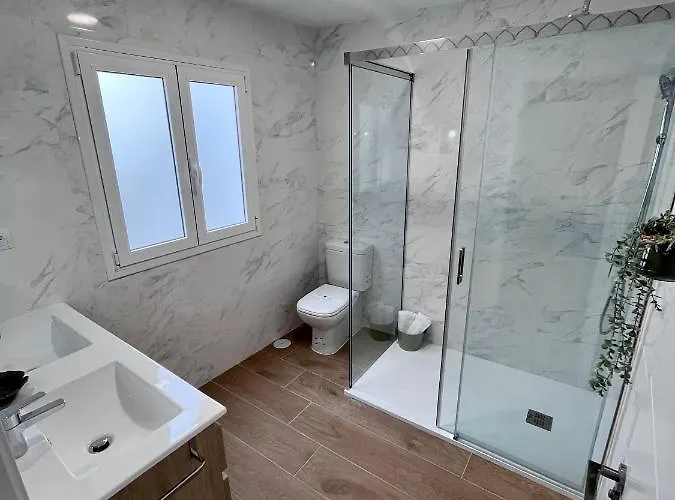 Gatu Premium Flamenca , Preferente Mayores De 25 Anos Y Familias *