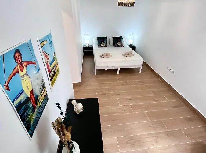 Appartement Gatu Premium Flamenca , Preferente Mayores De 25 Anos Y Familias *