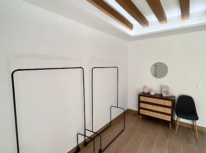 Gatu Premium Flamenca , Preferente Mayores De 25 Anos Y Familias *