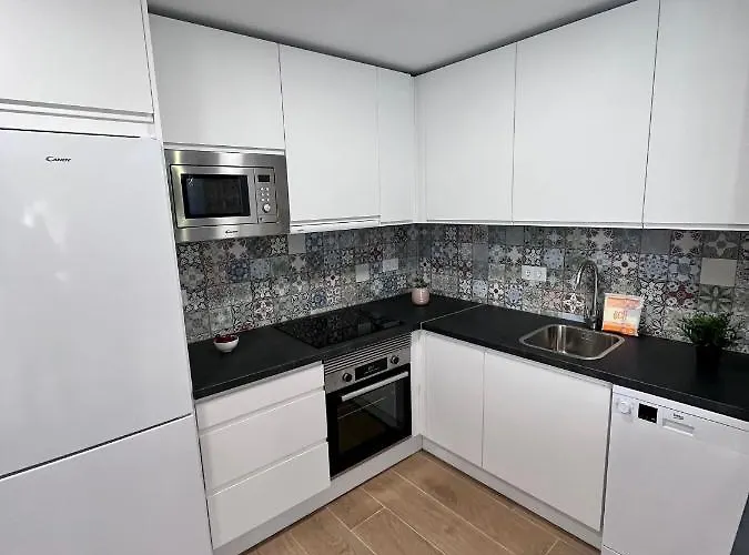 Gatu Premium Flamenca , Preferente Mayores De 25 Anos Y Familias *