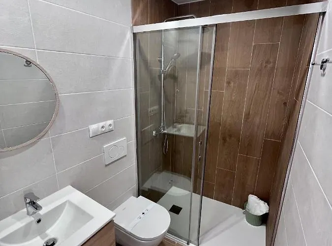 Gatu Premium Flamenca , Preferente Mayores De 25 Anos Y Familias Cadix